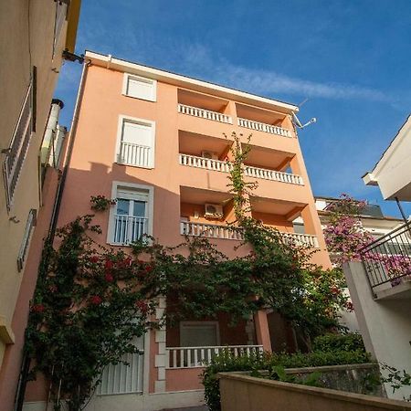 Apartments Knezovic Gradac  Exterior photo